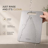 100% TITANIUM CHOPPING BOARD™