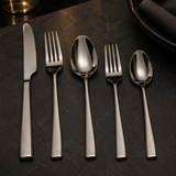 EDELSTAHL-BESTECK-SET